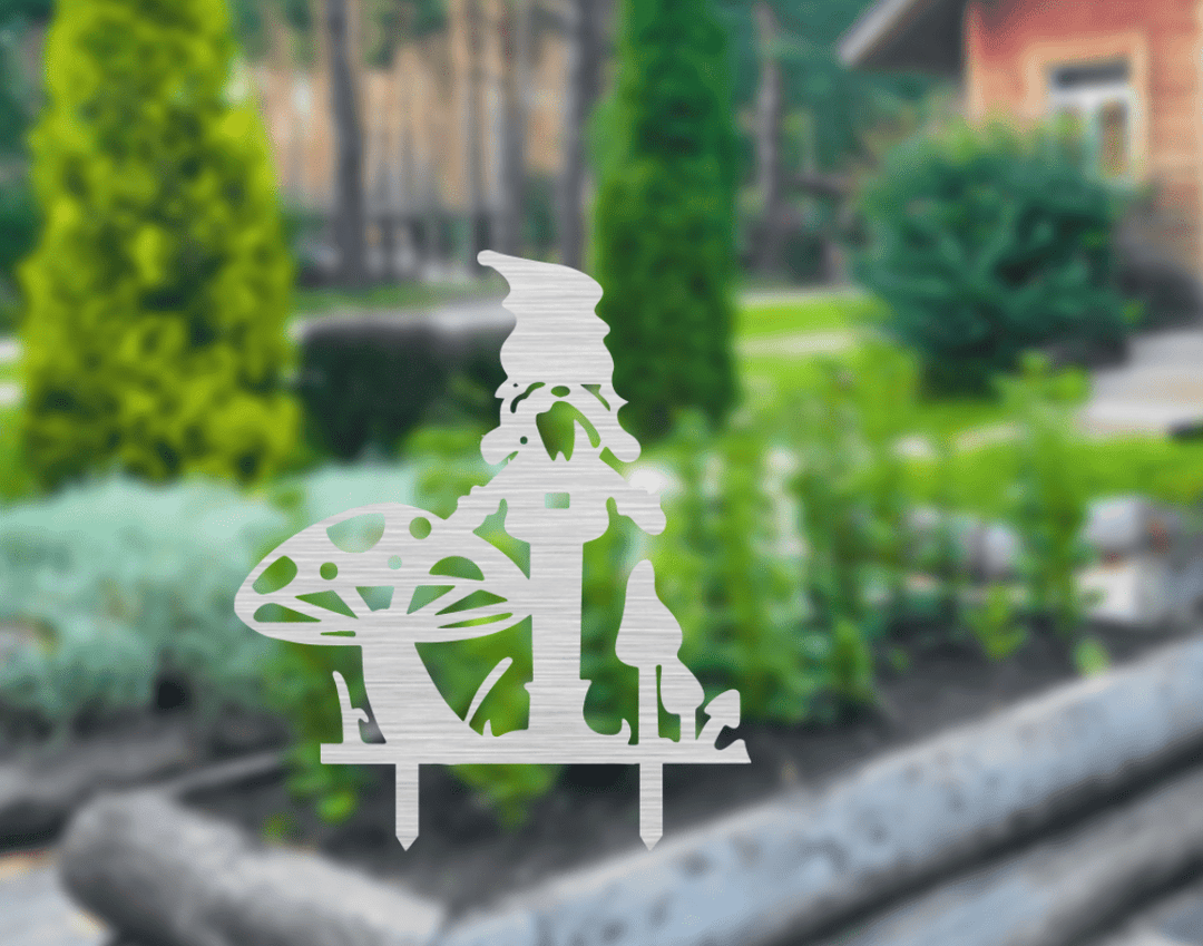 Gnome Garden Stakes - Metal Art - MetalPlex