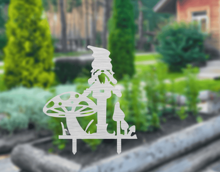 Gnome Garden Stakes - Metal Art - MetalPlex