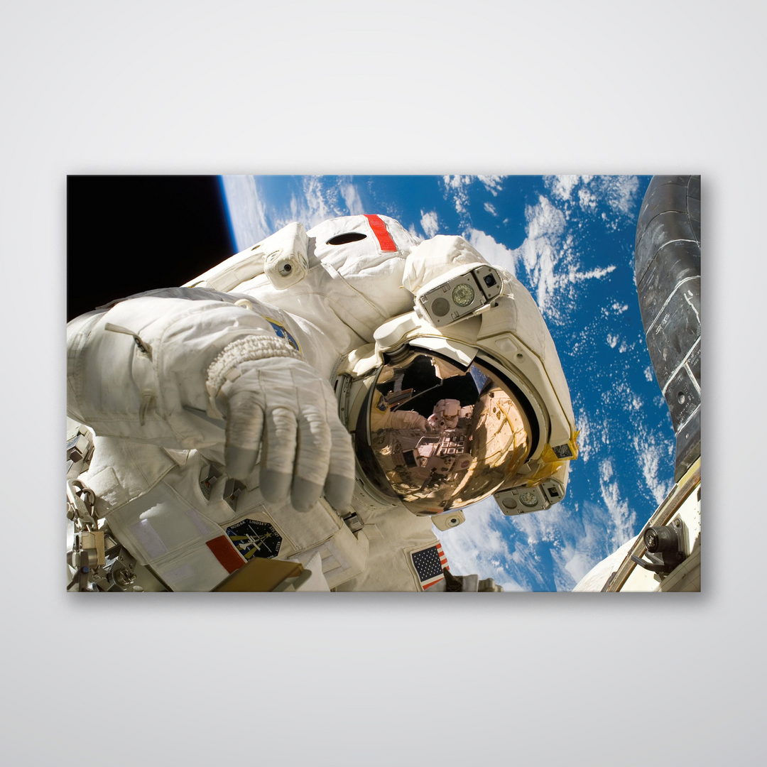 Astronaut Floating - Print - MetalPlex